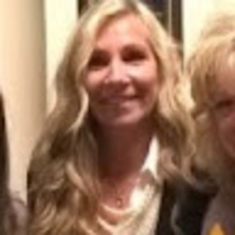 Meet your Posher, Elena